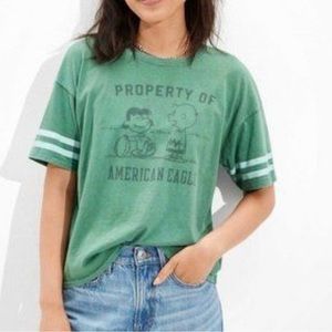 American Eagle Outfitters peanuts crop green shirt size Medium